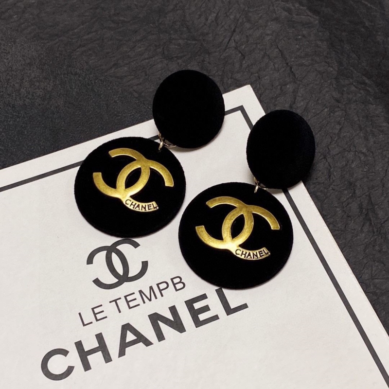 Ch**el earrings